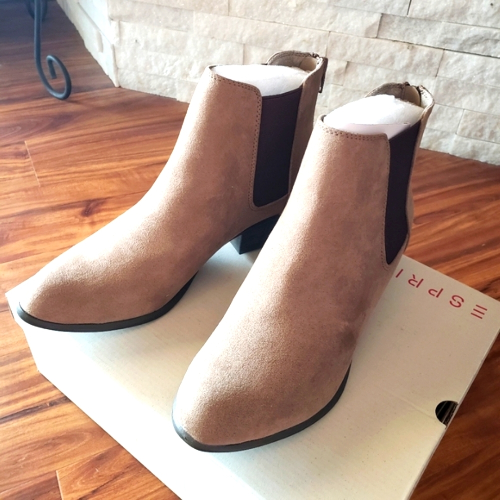 ESPRIT Smokey Taupe Tylee Ankle Boots Size 7